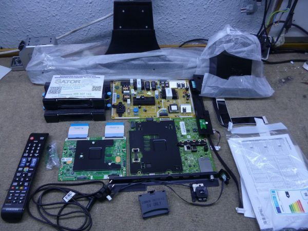 Samsung UE40JU6400K (1)