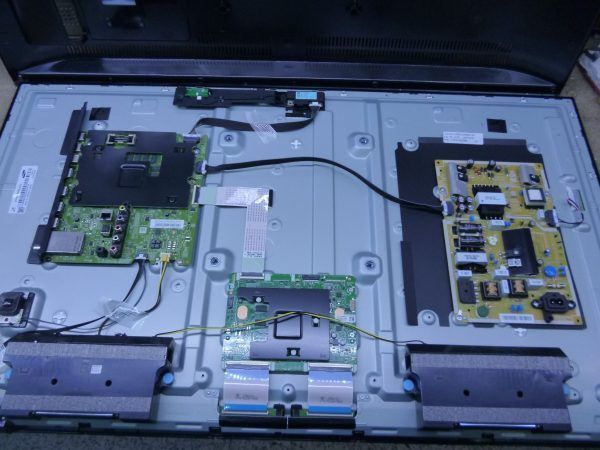 Samsung UE40JU6400K (3)