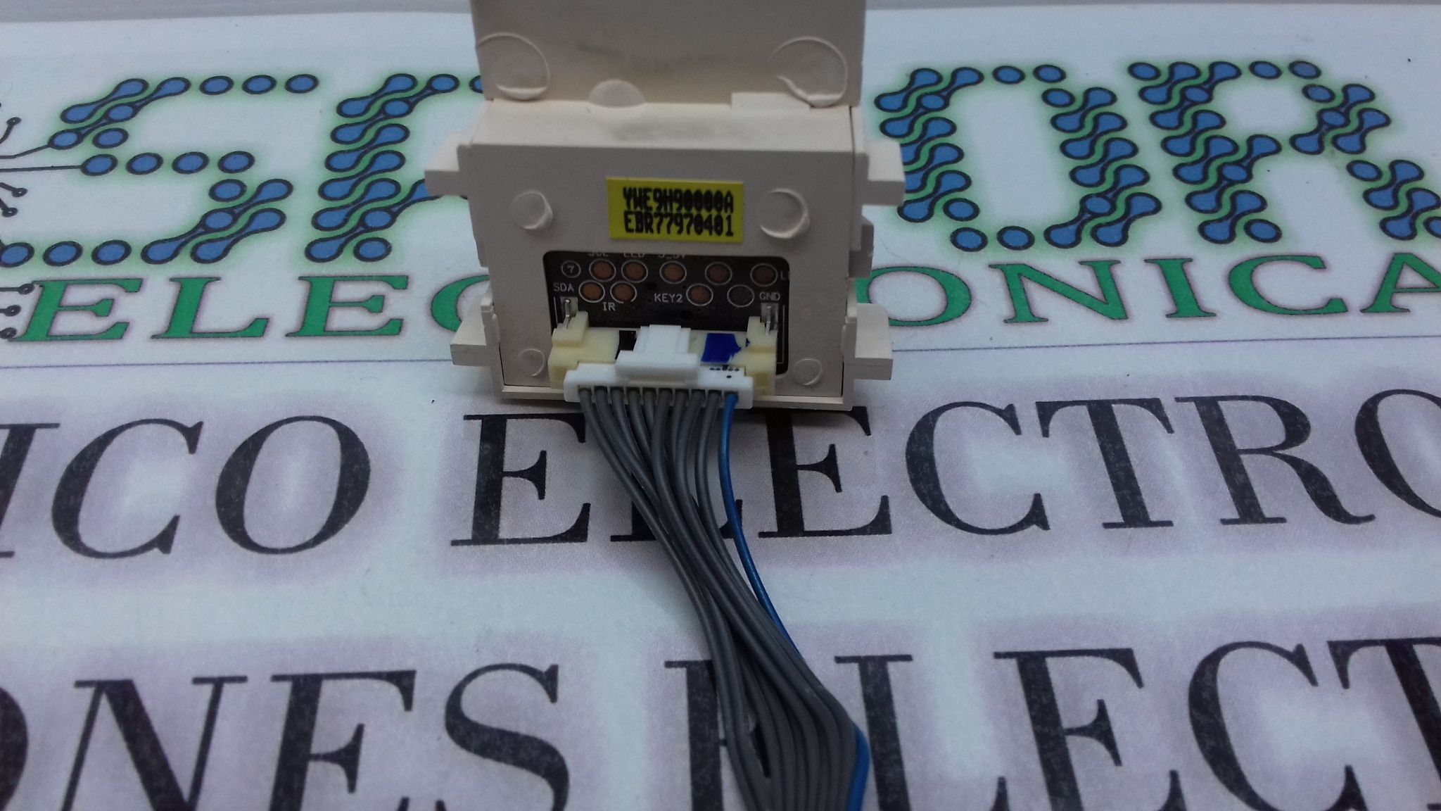 Botonera Ywe9h90000a Para Lg 32lb580b