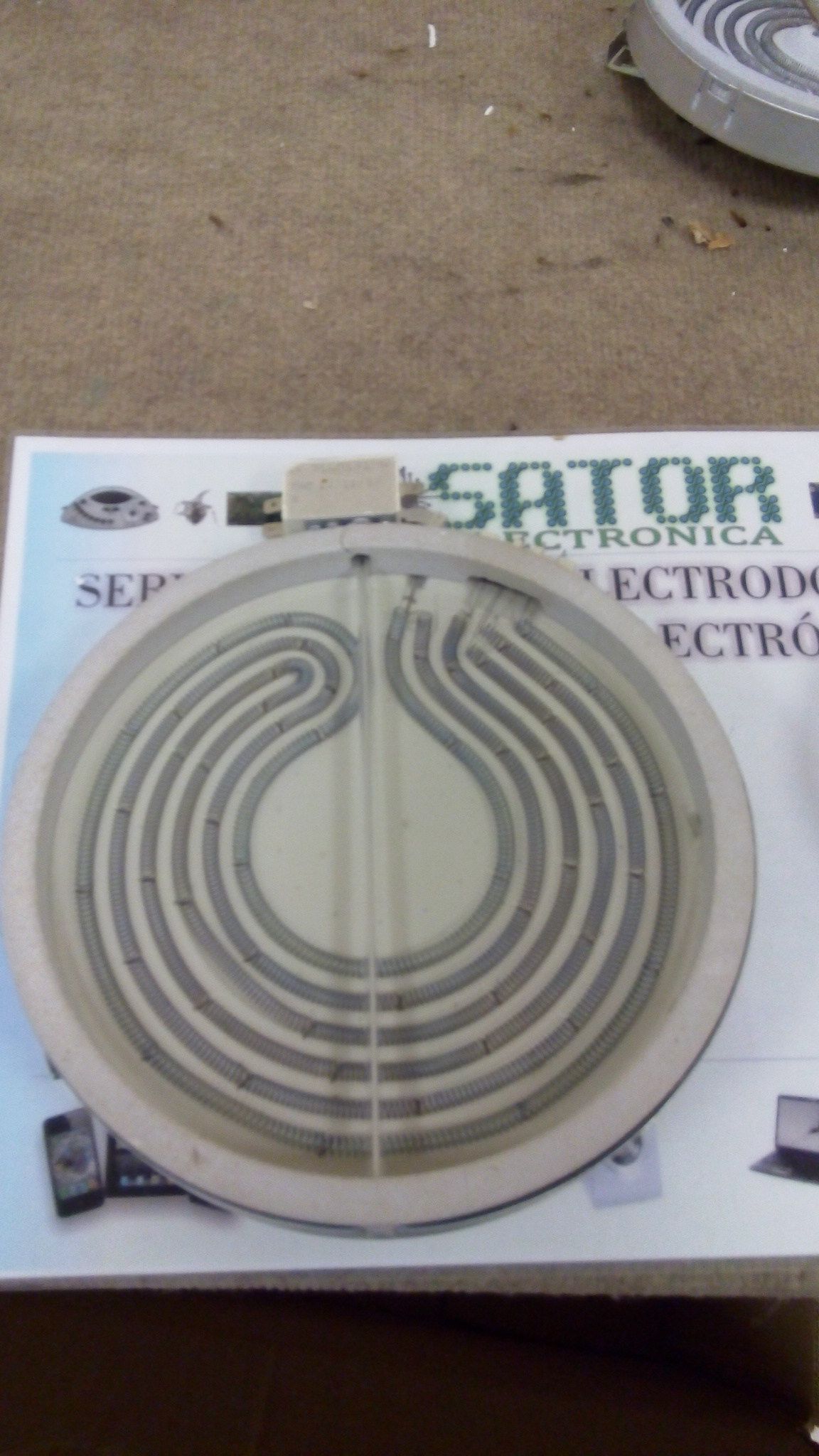Fuego Radiante Indesit C00139053 Piastra 482000022933