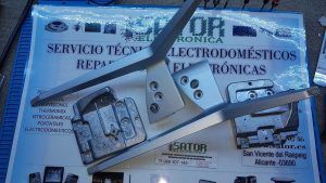 Pie O Bases Para Tv Philips 65pus7120/12