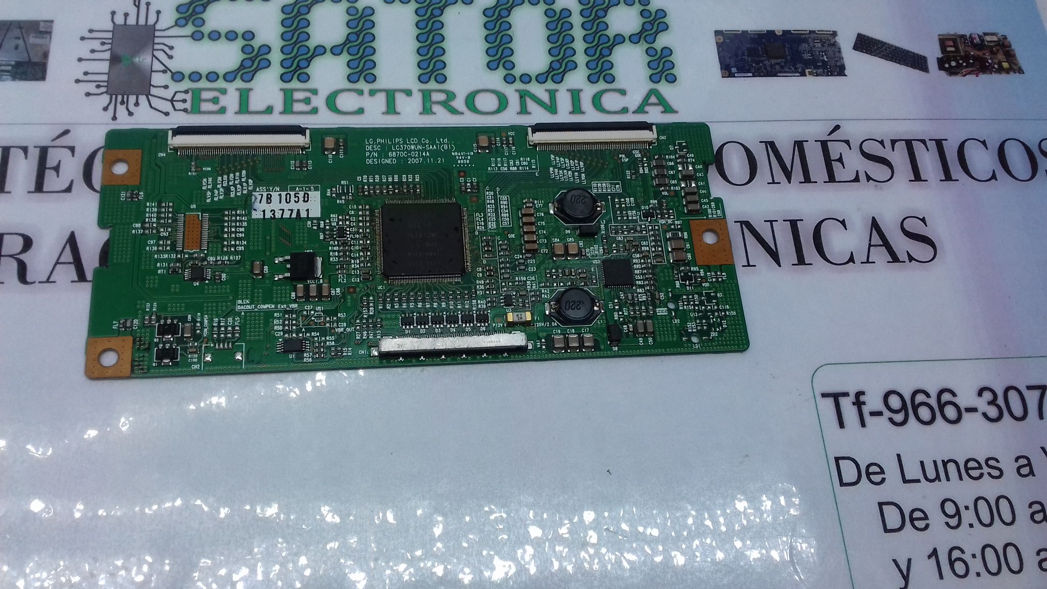 Tcom Lc370wun-Saa1 6870c-0214a
