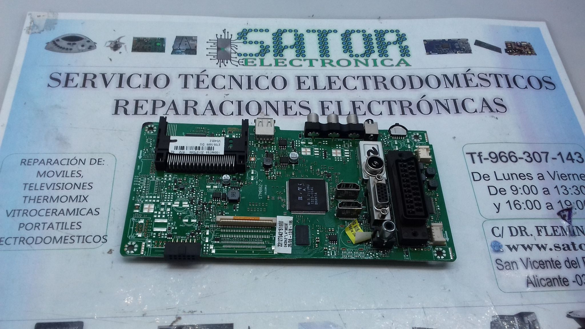 Placa main 17MB82-2-Television Selecline 32182