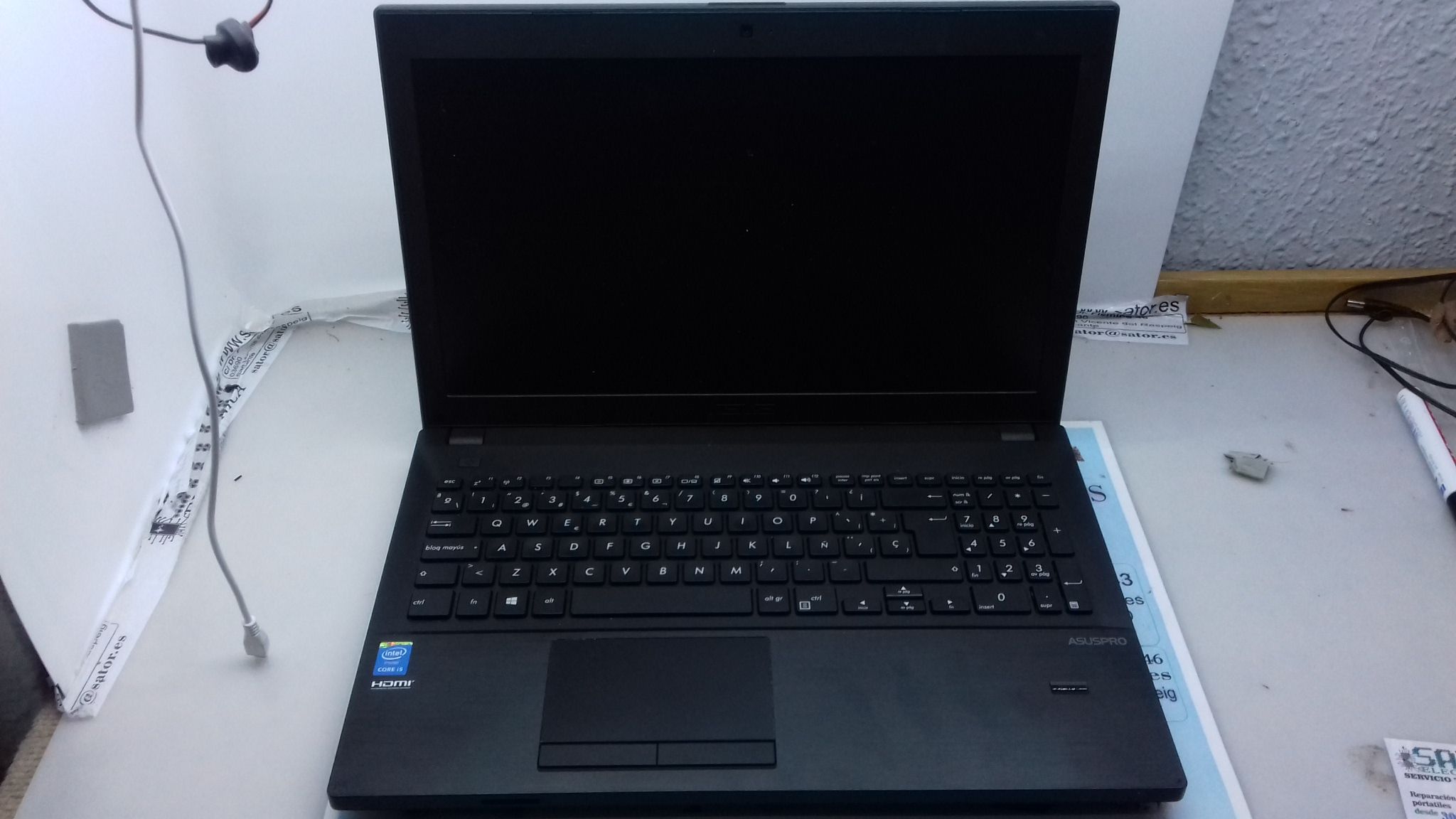 Portátil Asus Modelo Pro Pu551j