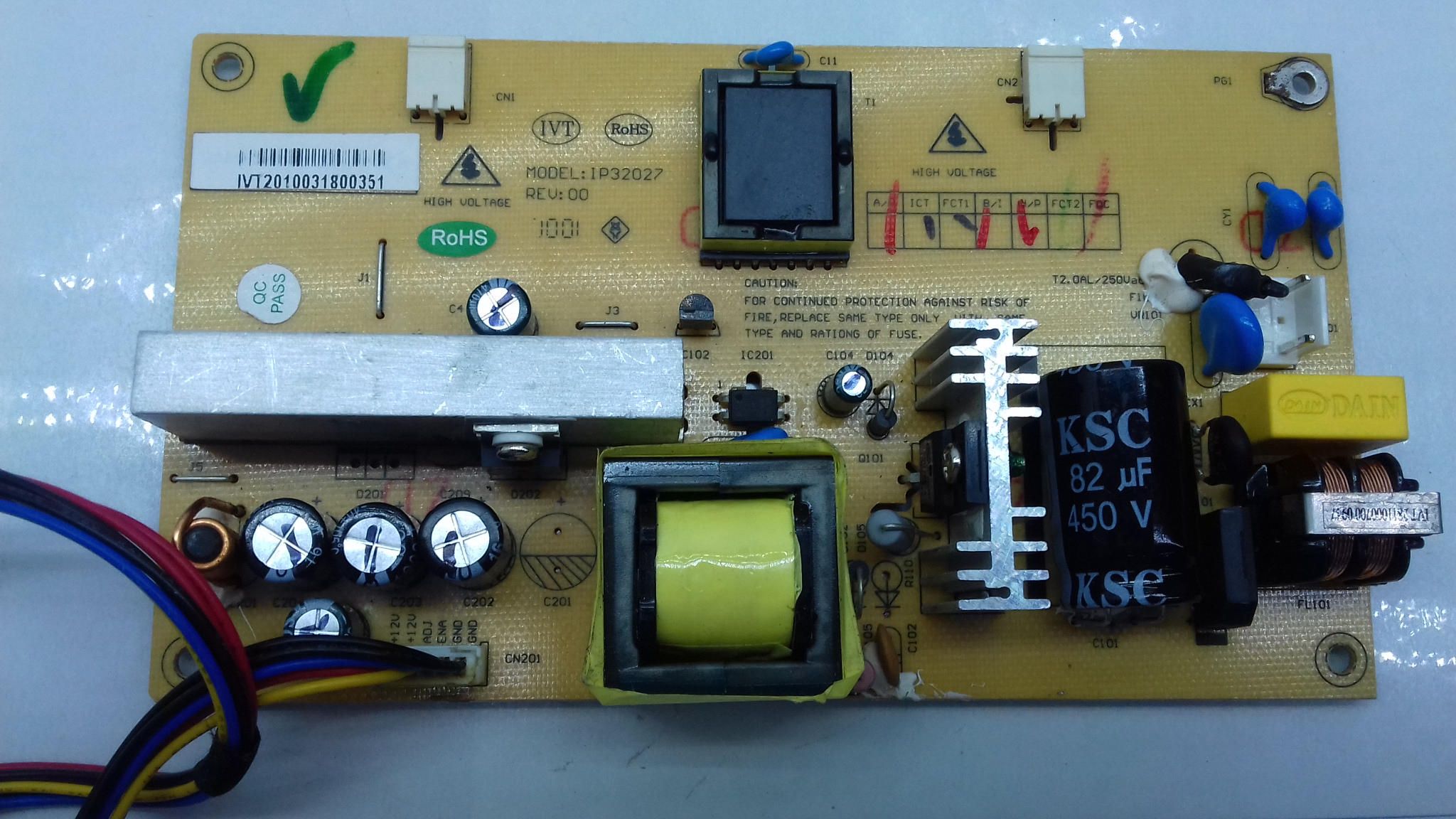 Fuente Alimentación Ip32027