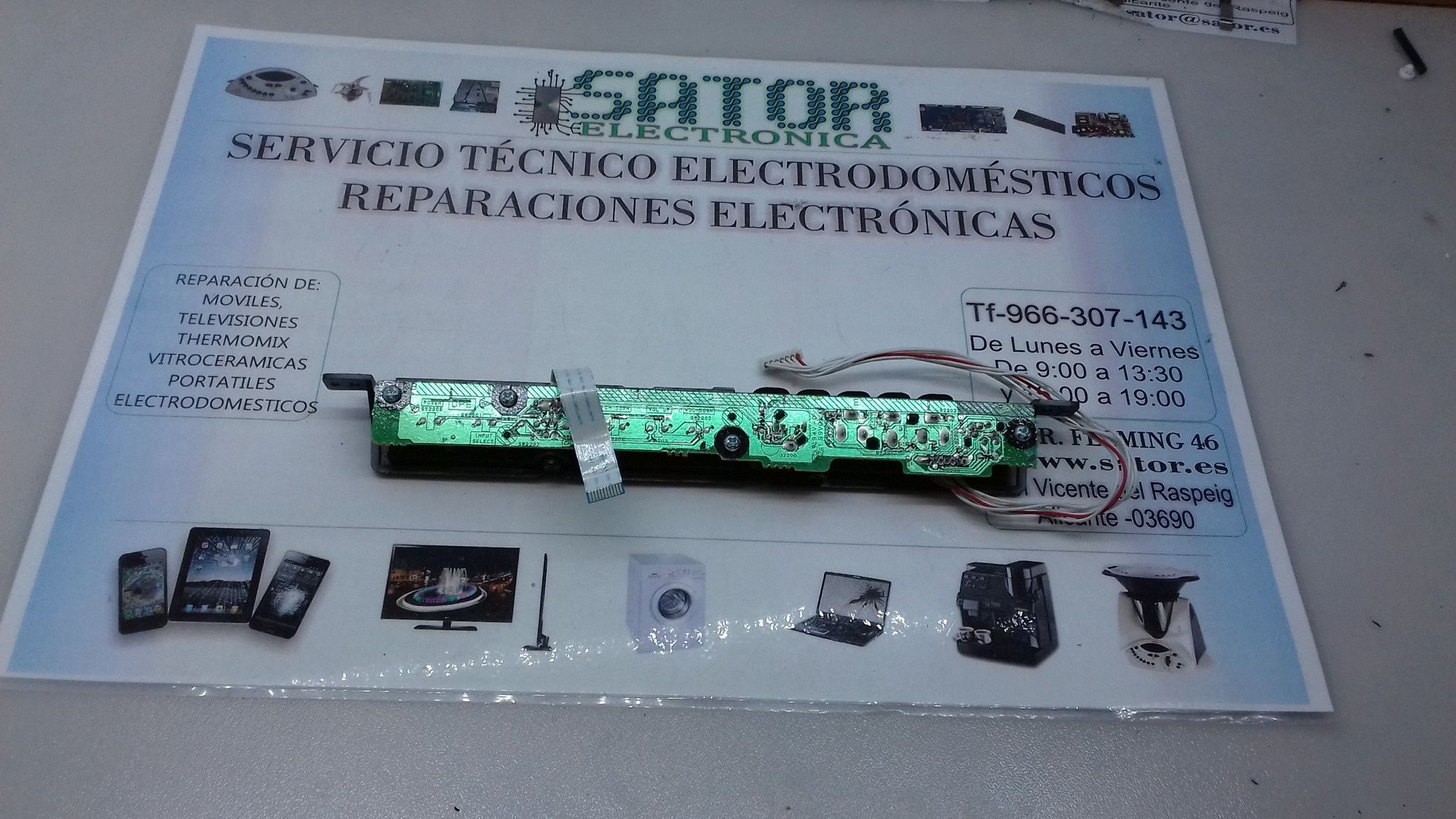 Botonera para television CEF280A