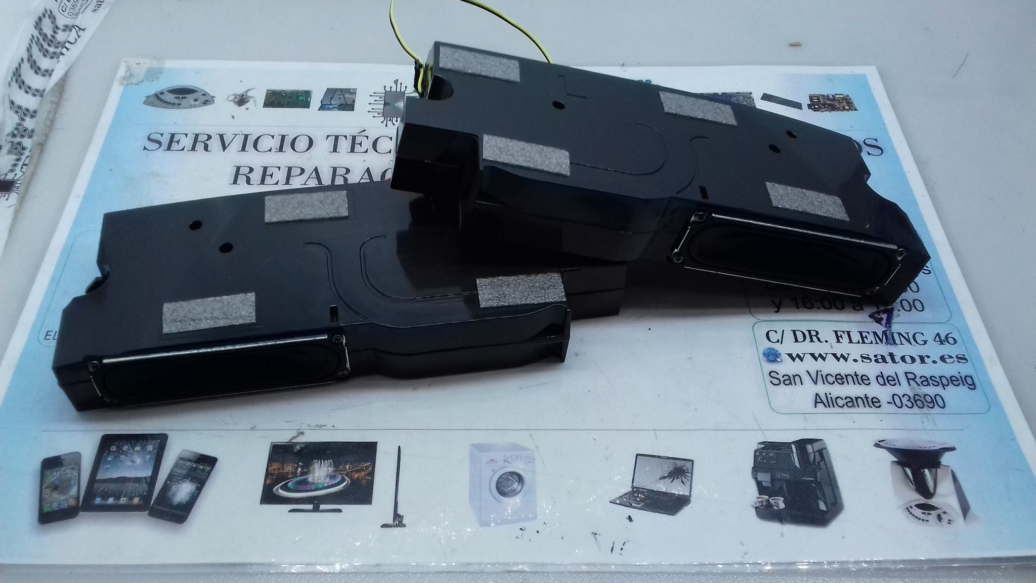 Altavoces 1-859-165-11