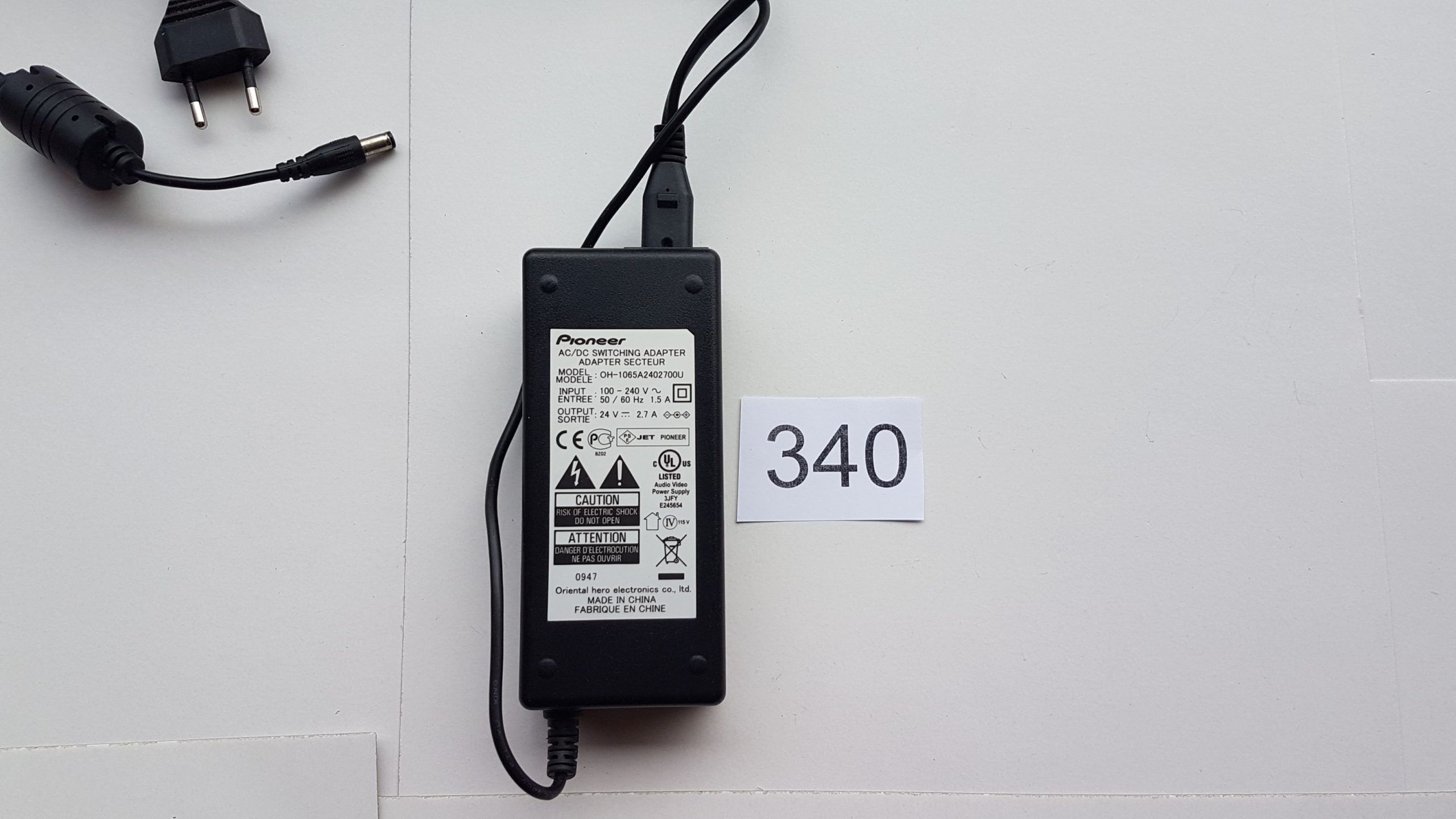 Alimentador O Switching Adapter Pioneer Ac/Dc Oh-1065a2402700u
