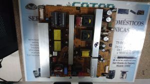 Fuente Alimentación Eax63329901