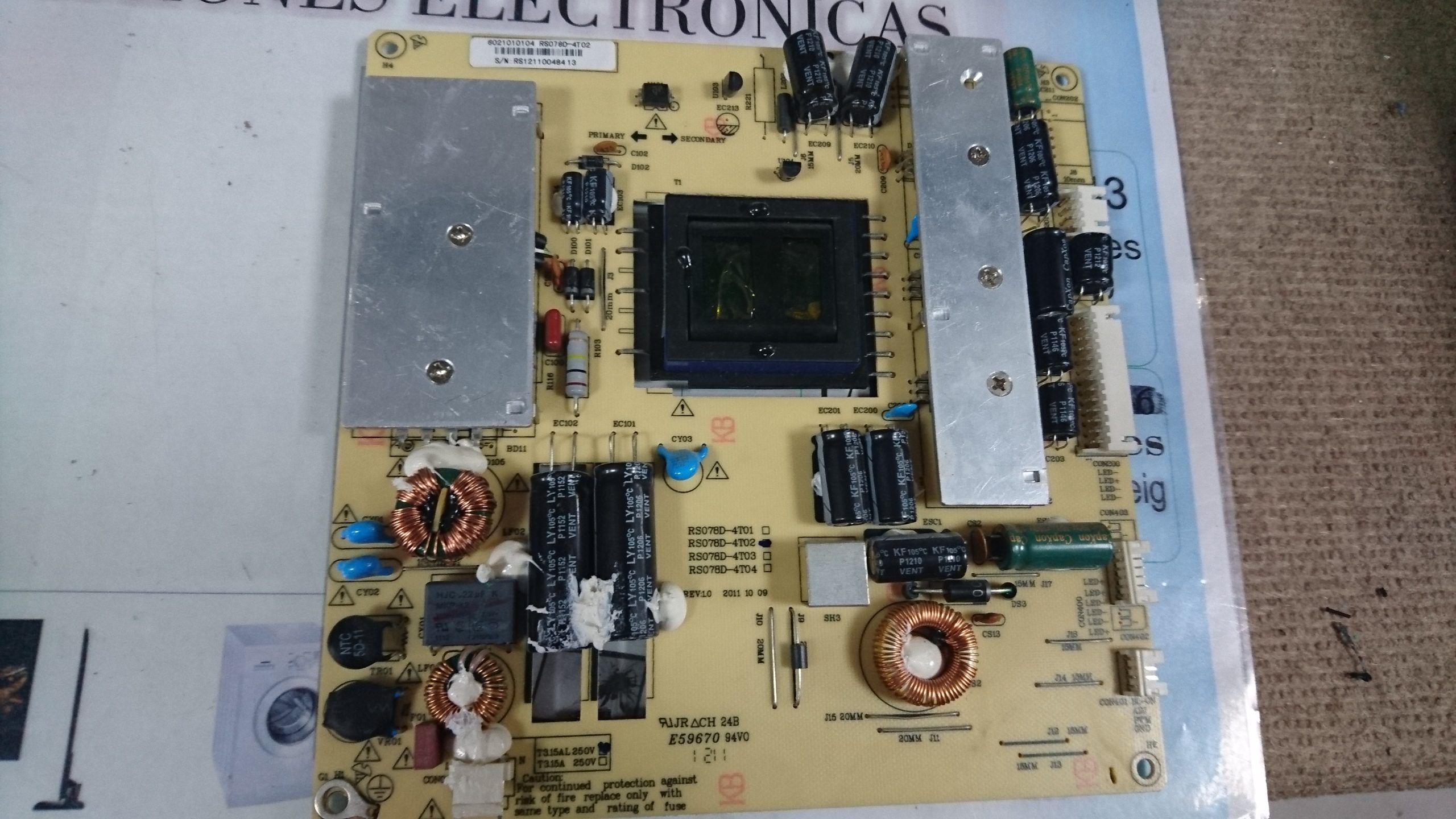 Fuente De Alimentación Rs078d-4t02