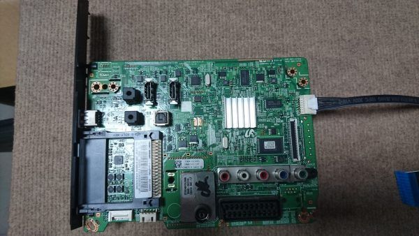 Placa Main Board Bn94-05546e Bn97-05228t Para Tv Samsung Ue32eh4000