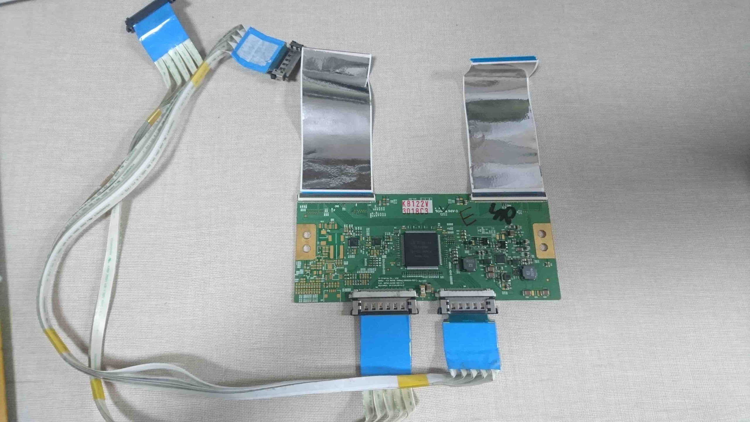 Circuito integrado placa t-com v1260fhd120hz