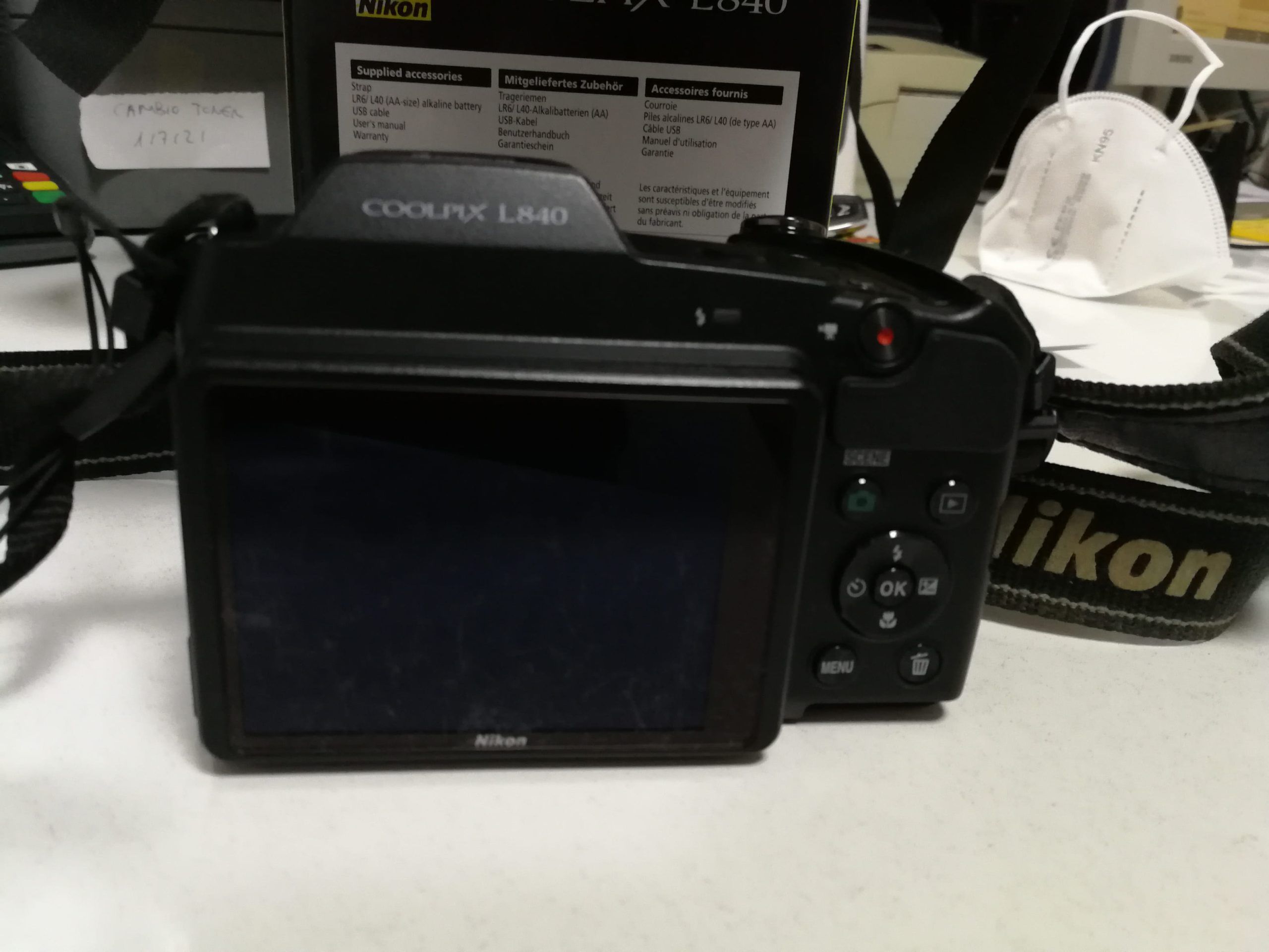 nikon coolplix L840 PARTE TRASERA