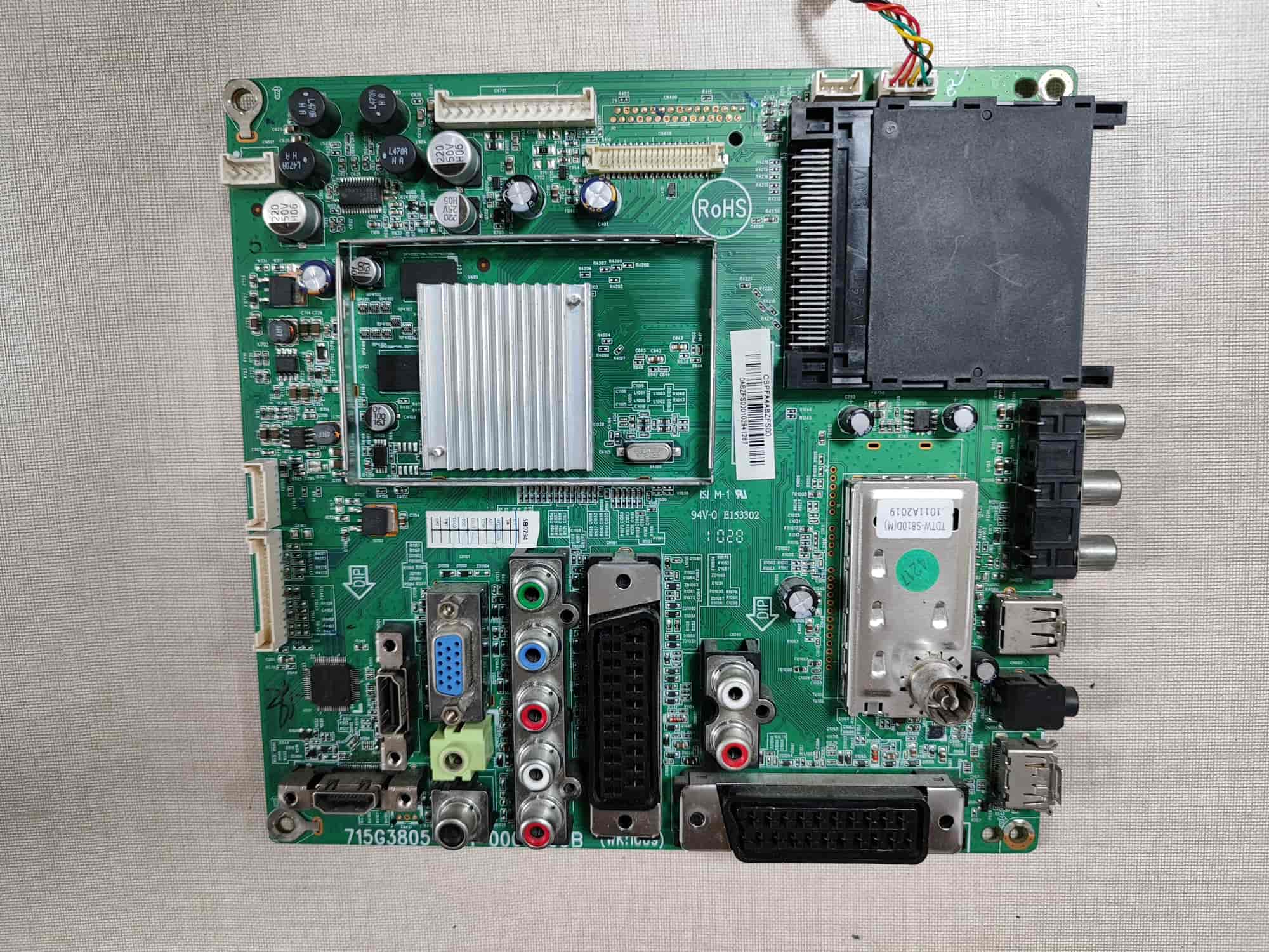 Circuito electrónico placa main 715g3805-m01-000-005b