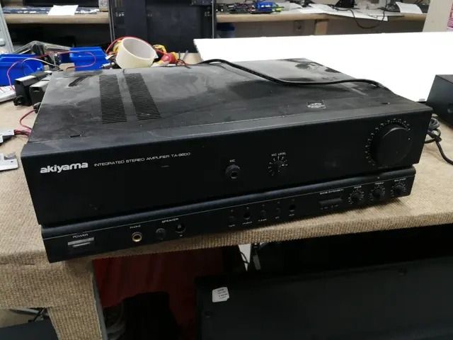Amplificador Akiyama ta9600 Averiado