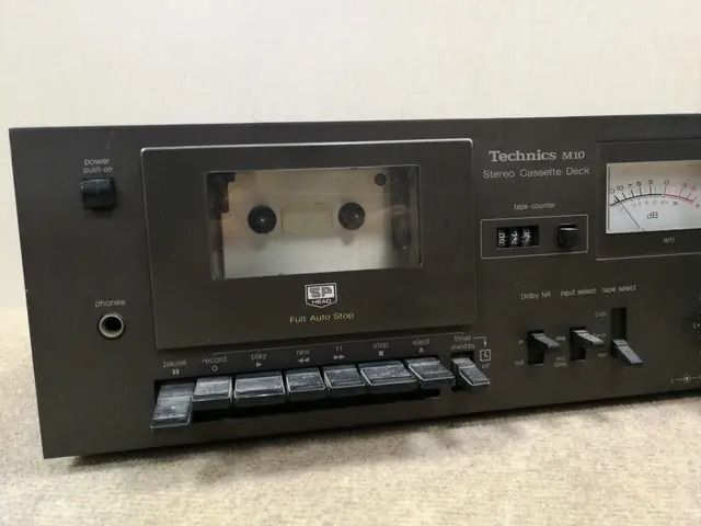 Cassette Technics M10 delantera lateral izquierda