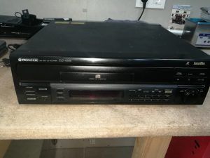LASERDISC PIONEER CLD-700S Averiado