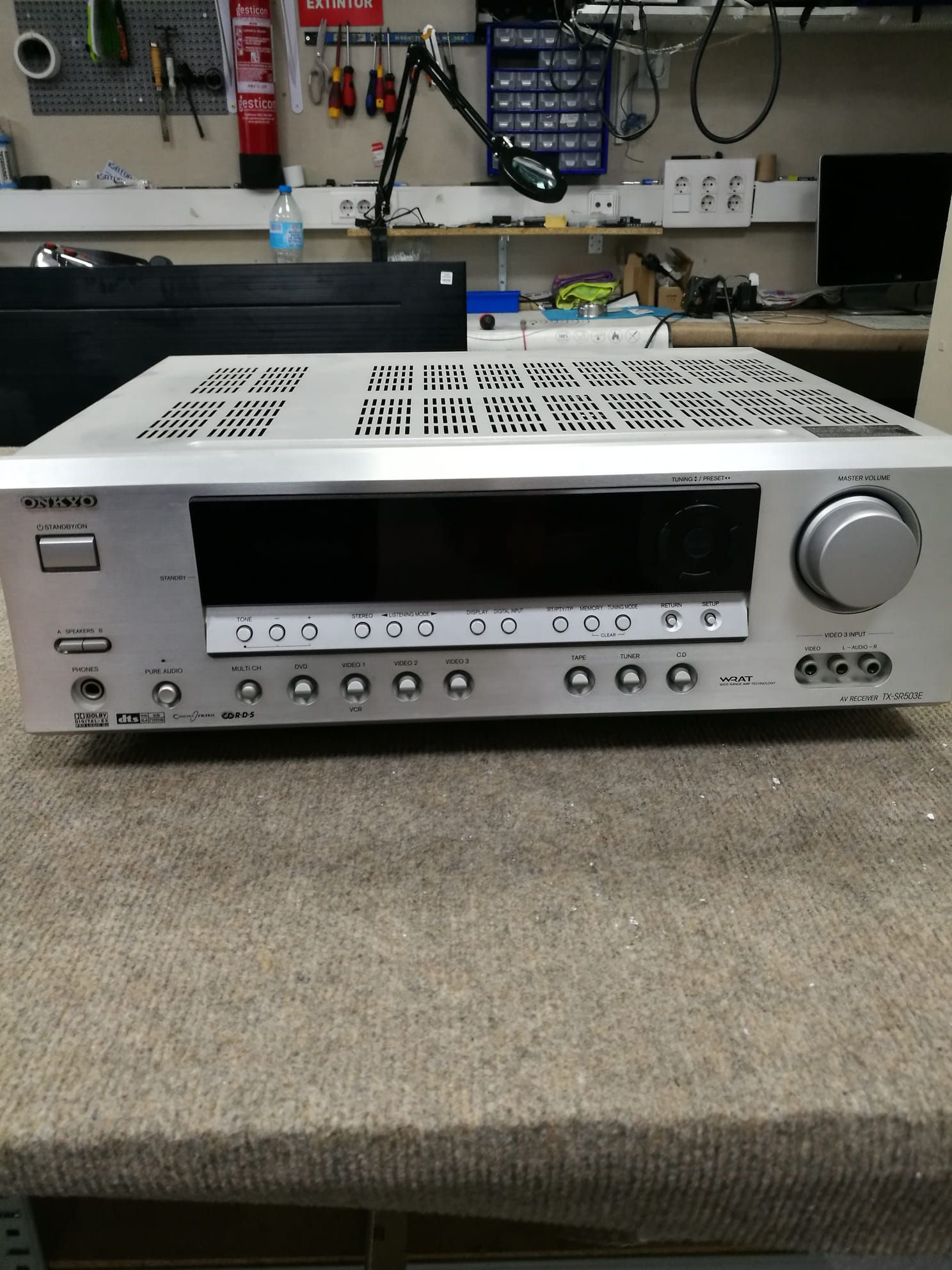 ONKYO TX-SR503E Averiado