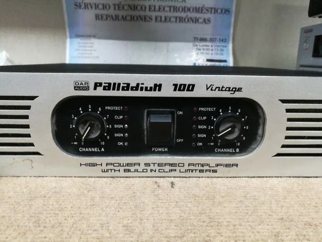 Palladium 100 Vintage delantera mas de cerca