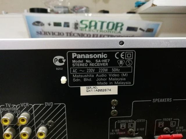 Panasonic AV Control Receiver SA-HE7 etiqueta