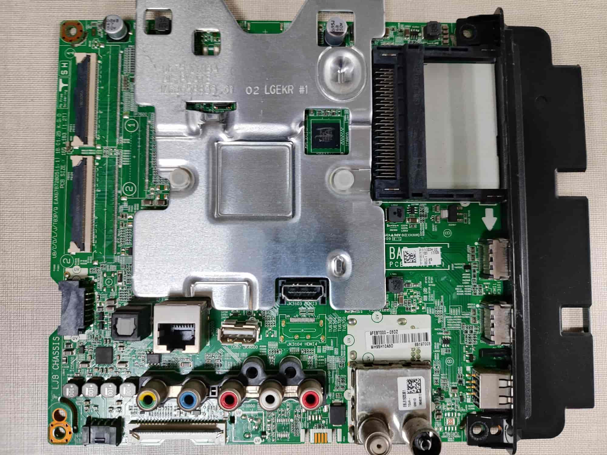 Circuito electrónico placa main EAX67872805