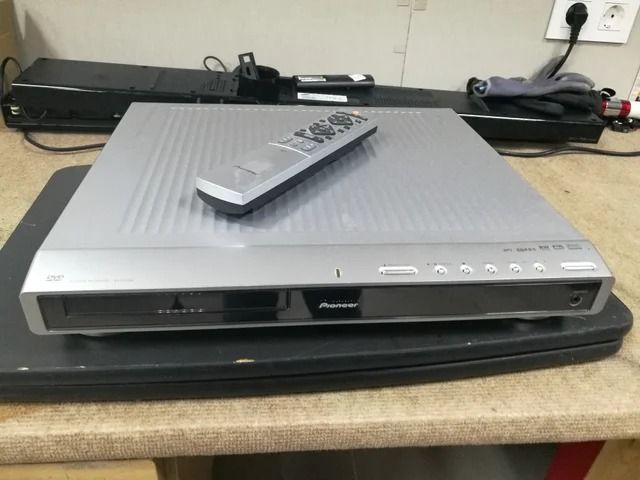 REPRODUCTOR PIONEER XV-DV424 Averiado