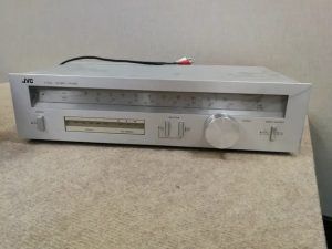 Radio JVC T-V5L Averiado