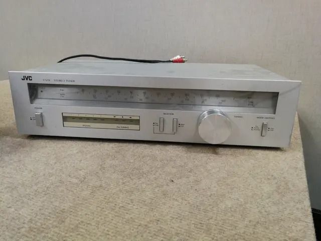 Radio JVC T-V5L Averiado