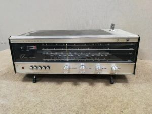 Radio Vanguard 12T Astrojet Averiado