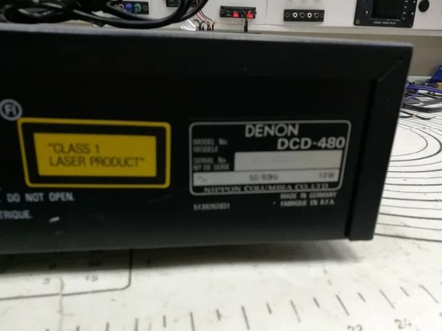 Reproductor de cd Denon DCD-480 trasera