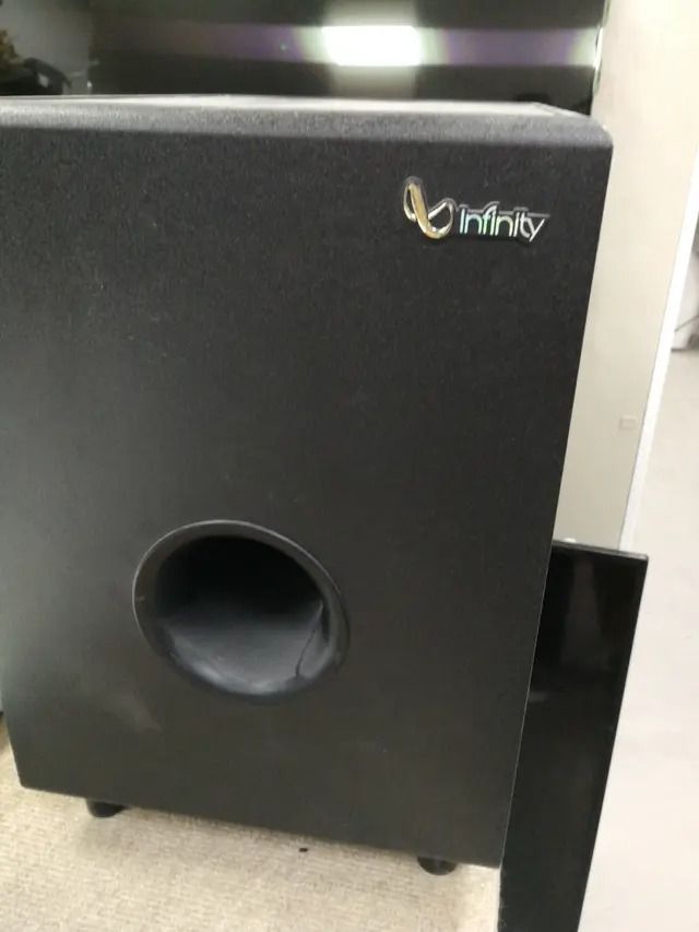 Subwoofer Infinity HCS 1 mas de cerca