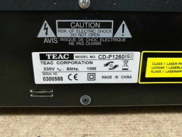 TEAC Compact Disc Player CD-P1260 etiqueta trasera