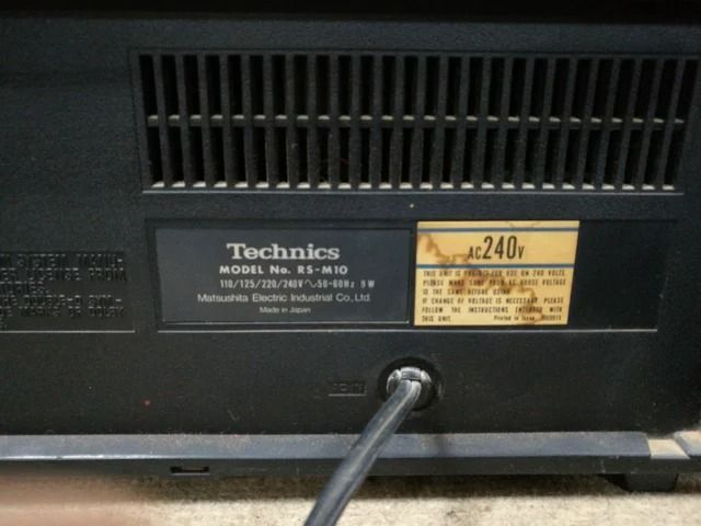 Technics Stereo Cassete Deck M10 etiqueta