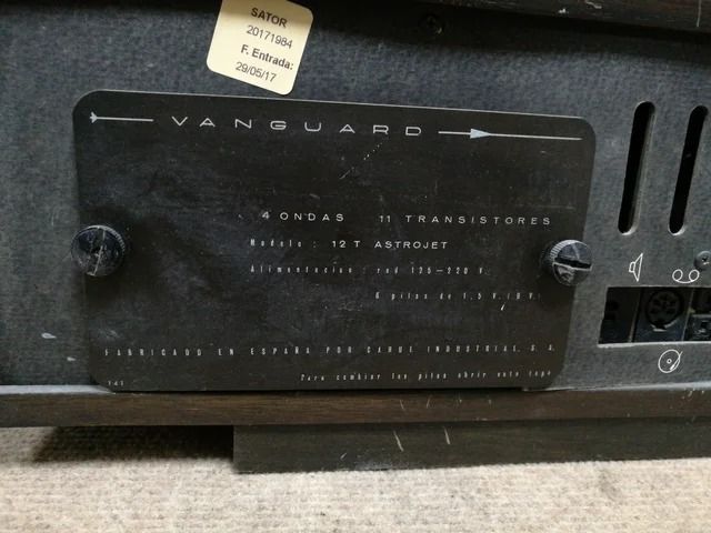 Vanguard etiqueta