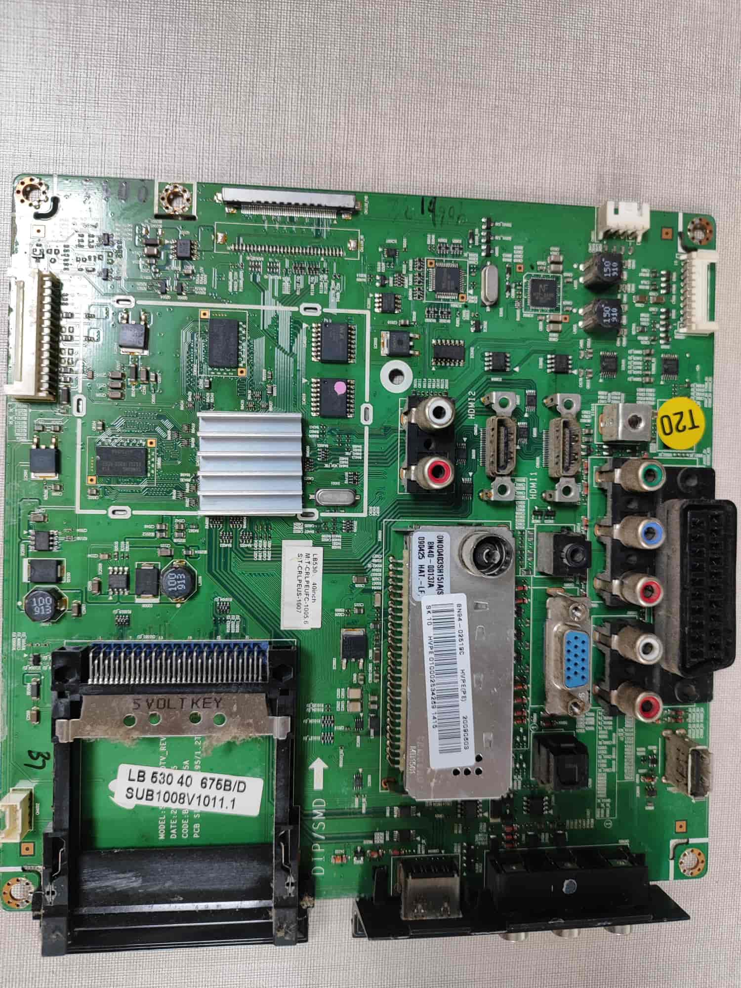 Circuito electrónico placa main SATURN4_DTV_REV