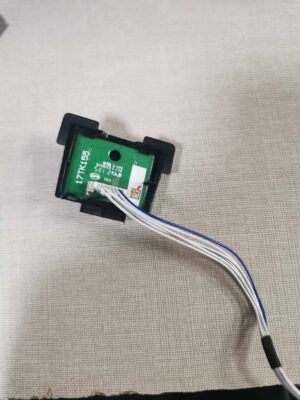 Botonera 17TK155 con receptor IR para televisores
